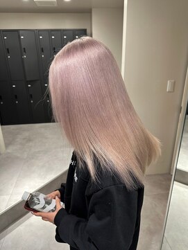 ベレーザ 渋谷(BELEZA) 6664シルキーグレーベージュベビーピンク艶髪ハイトーンカラー