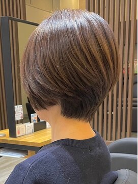 アトリエコア(Atelier Coa) ショートカットショートボブハンサムショートグレージュカラー