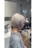 モニカ(MONIQA)&nbsp;ホワイト/ブルー/デザインカラー