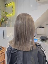 ネオリーブカフ 鶴ヶ峰店(Neolive caff)&nbsp;ミルキーグレージュ　ダブルカラー　ハイトーン