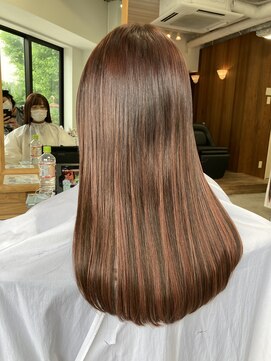 フツーロ 栄(FUTURO) プルエクステ