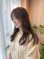 オン キャナルシティ博多前店(on)&nbsp;【哉汰】ミディアムレイヤー/透明感グレージュ/大人可愛い30代