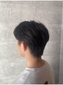 メンズセンターパートスタイル