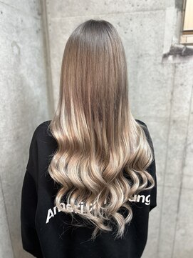 グレージュロング