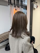 トウ(tou.)&nbsp;ミディアム/白髪ぼかしハイライト/脱白髪染めカラー