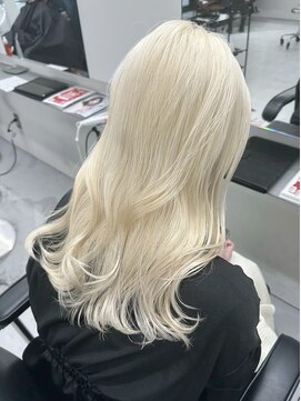 エルフレームバイワンラヴェスト(L'FLAME by one Lovest) 10代20代30代ミルクティーベージュダブルカラーブリーチ長野駅