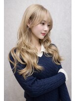 エイム(AiM) 韓国風レイヤーカット×ブロンドカラー