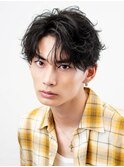 波巻きツイストスパイラル刈り上げセンターパートフェザーパーマ