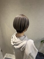 エストレーラ(estrela)&nbsp;『estrela』　小顔丸みくびれショート