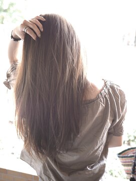 ノエル ヘアー アトリエ(Noele hair atelier) 《Noele》セミロング×ストレート×アッシュグレー☆