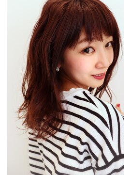 アンティガシス(Ａntiga VI) ゆるウェーブで脱力系美人★ローズ系カラーでツヤツヤ髪