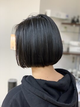 クオリス 上板橋店(QUALIS) 10代20代30代　黒髪暗髪　あごラインボブ　ショートボブ