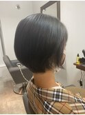 ショートボブ
