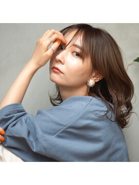 アトリエ フェム(atelier.fem) atelier.femくびれが可愛いラフミディアム