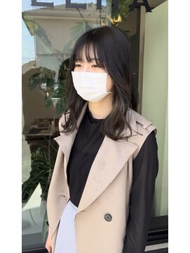 シェルハ(SHELHA) オリーブグレージュ 前髪カット レイヤーカット 透明感カラー