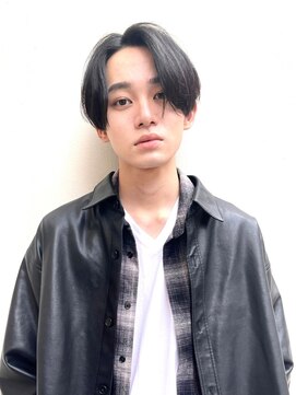 メーヴェ(Mowen) mowen 南堀江　メンズ　ナチュラル　センターパート　韓国風