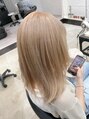 バトン(BATON) ワンブリーチでできる柔らかいベージュカラーが得意なスタイル