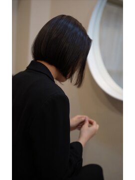 ニードバイスケール(NEED by SCALE) 後ろ姿がよりキレイに見えるボブ