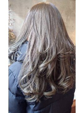 プラスティック プラスヘアーサロン(PLUSTIC +hair salon) オリーブグレージュ