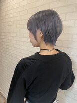 ネイロ 日本橋(NeiRo)&nbsp;小顔ショートボブハイライトカラー大人ショートカット白髪ぼかし