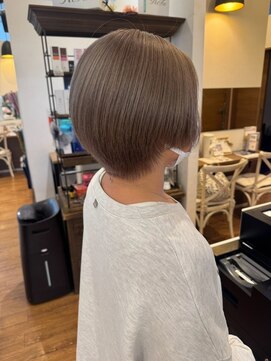 ジャストビューティマカロン 上大岡(Just Beauty macaron) 【 ami 】ショート/ダブルカラー