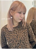 美髪シアーカラーピンクブラウンショートカット切りっぱなしボブ