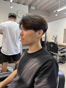 ヴィ 大宮(Vii) 大宮/カット/短髪/毛流れ/センターパート