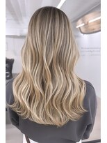 ヘアサロン エフ 渋谷(F)&nbsp;#バレイヤージュ　#ブロンドベージュ　#ミルクティーベージュ