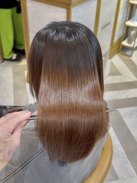ロンドアベニール 北千住(Lond avenir) 暗めカラー/ボブ顔周り/前髪/レイヤー/髪質改善/縮毛矯正/北千住