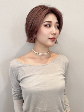 アンドルトワ(and Lutowa) 切りっぱなしボブ