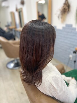 リープ(leap hair) くびれが可愛いレイヤースタイル