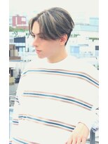 ジジバイワースホワイル(jiji by WORTH WHILE) 刈り上げセンターパートサーフカールフェザーパーママレットヘア