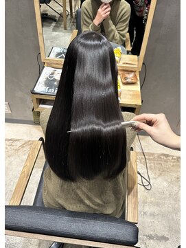 ホリスティック縮毛矯正