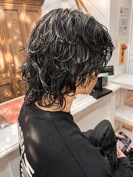 ユイマァルスロウ 岡山(YUIMARLSLOW) 岡山メンズサロン20代30代ニュアンスウルフメンズパーマ