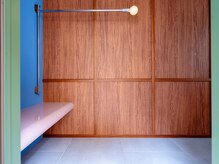 Behov【ベホブ】の雰囲気（待合スペースから楽しめる店内のインテリアこだわっています。）
