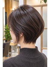 ヘアーズビースリー ポートサイド&nbsp;大人女性に似合う丸みレイヤーショート【横浜】