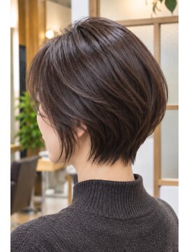 ヘアーズビースリー ポートサイド 大人女性に似合う丸みレイヤーショート【横浜】