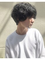 ユノ(juno)&nbsp;大人のくせ毛風パーマ (ミディアム ソフトツーブロック)