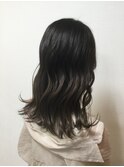 根元が伸びても気になりにくいほんのりグラデーション