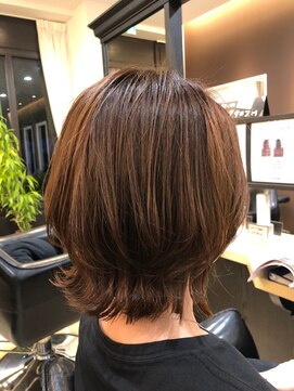 イーチ ディー ヘアーアンドトータルビューティー(each dee hair&total beauty) 【井出 朱音】くびれボブ