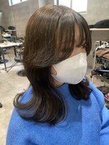 アンダーバーホワイト(_WHITE)&nbsp;誰でも似合うくびれヘア