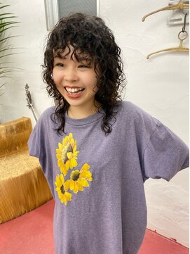 フィン(fin,) 斜めバング/デザインカラー/グレージュカラー/シルキーベージュ