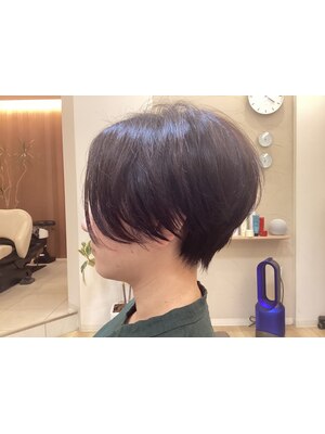 お客様一人一人の頭の形と髪質、髪の流れを見てカット＊伸びてもまとまるヘアスタイルをご提案いたします