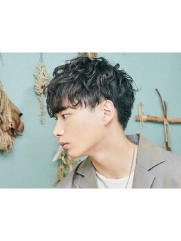 メンズの身だしなみは南青山hair&make up KINDにお任せ！顔全体の印象を爽やかに整えます♪[メンズカット]