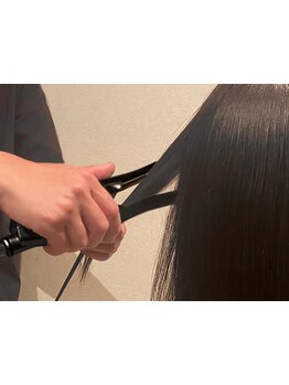 パサつき・ダメージが気になる方に◎ケアプロで髪の内側から修復し、毛先まで潤いたっぷりのうる艶髪へ◇