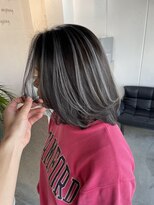 キング 高槻(K!ng) 縮毛矯正髪質改善ハイライトレイヤーカット高槻美容室エクステ