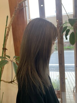 クローバー(Clover) グレーイッシュロング