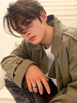 ヨウプラス(YEAU PLUS)の写真/【弥富/佐古木】9時～21時の営業で忙しい方も通いやすい！メンズのお客様も大歓迎◎眉カットもお任せ♪