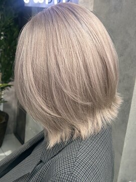 ヴェイン 渋谷(vain) 寒色ピンクベージュ冬カラーブリーチカラー
