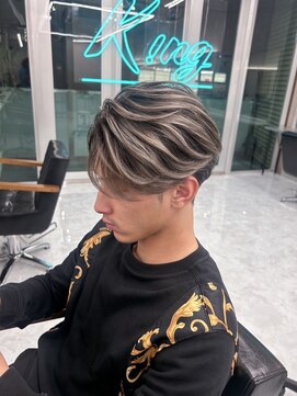 メンズサロン キング 心斎橋店(Men’s salon K!ng) ホワイトメッシュ/ツイスト/ツイスパ/パーマ/メンズ/眉毛/心斎橋